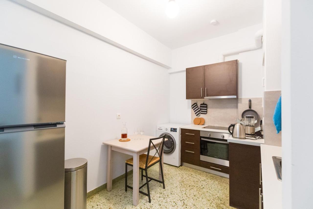 Apartment At Metaxourgio 1 Bed 2 Pers Athènes Extérieur photo